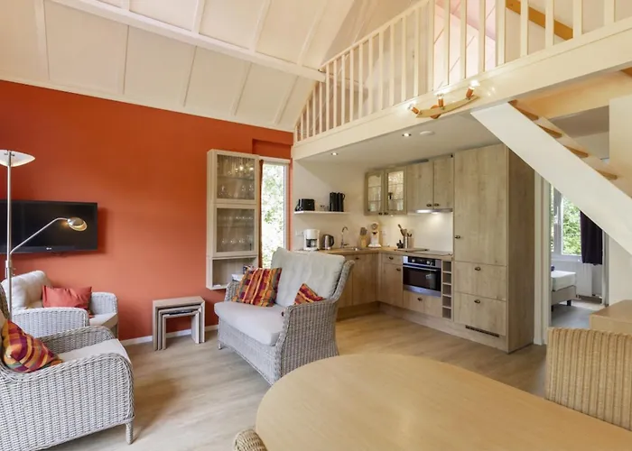 Дом отдыха Bungalowpark - Delta 121 Симпелвелд